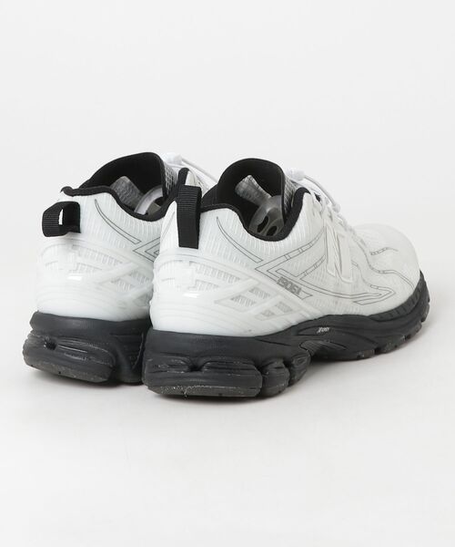 「New Balance」 ローカットスニーカー 27 ホワイト メンズの画像