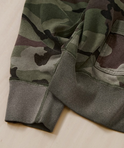 カーディガン 「KHOKI/コッキ」Camo Sweat Cardigan メンズの画像