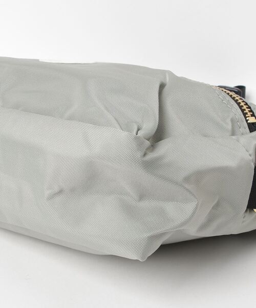 「FREDRIK PACKERS」 ショルダーバッグ ONESIZE オリーブ レディース_画像3