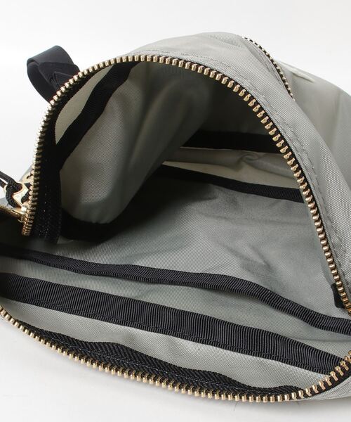 「FREDRIK PACKERS」 ショルダーバッグ ONESIZE オリーブ レディース_画像4