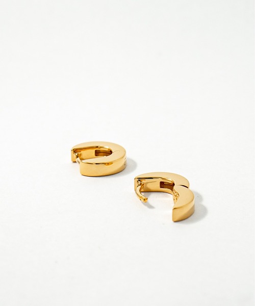 TOM WOOD（トムウッド） ピアス 「TOMWOOD」Beck Huggies Gold