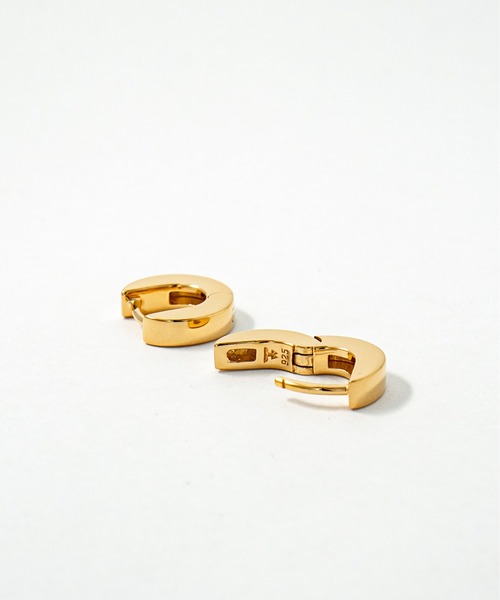 TOM WOOD（トムウッド） ピアス 「TOMWOOD」Beck Huggies Gold