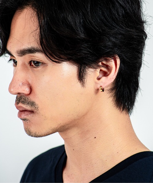 TOM WOOD（トムウッド） ピアス 「TOMWOOD」Beck Huggies Gold