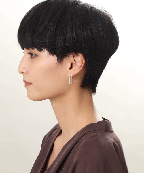 COCOSHNIK ピアス K10中空オーバルシェイプ スタッドピアス レディース 
