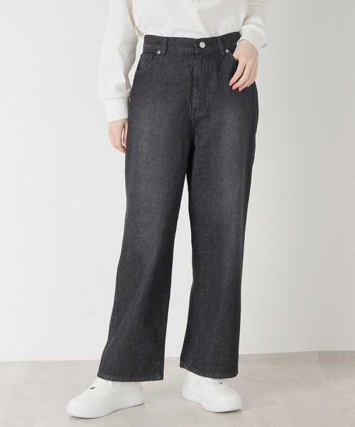 未使用　ビアズリー　デニムストレートパンツ BEARDSLEY（ビアズリー）の「ストレートデニム（デニムパンツ