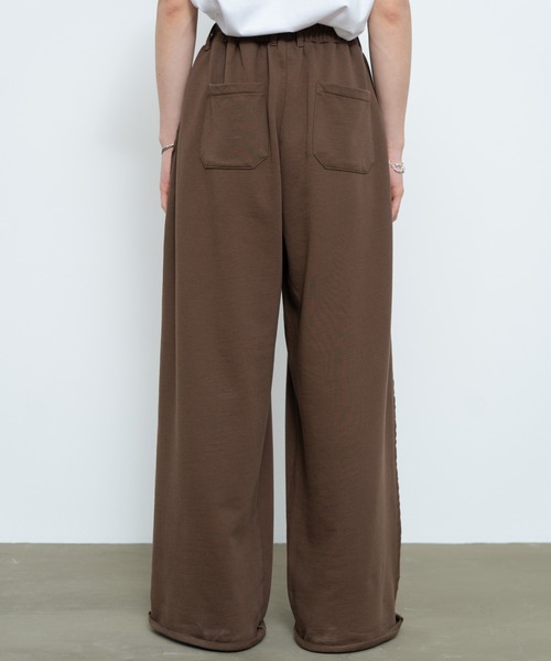 SINSS 2タックブリーチスウェットパンツ　ブラウン Two tuck breach sweatpants / 2タックブリーチスウェットパンツ