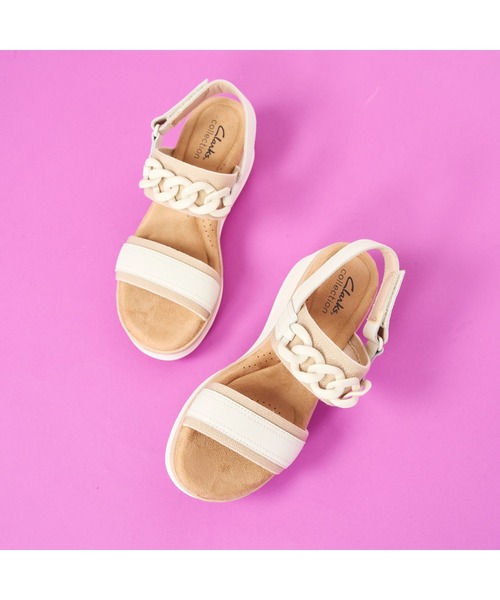 Clarks サンダル Wrenly Eve / レンリーイヴ（オフホワイト