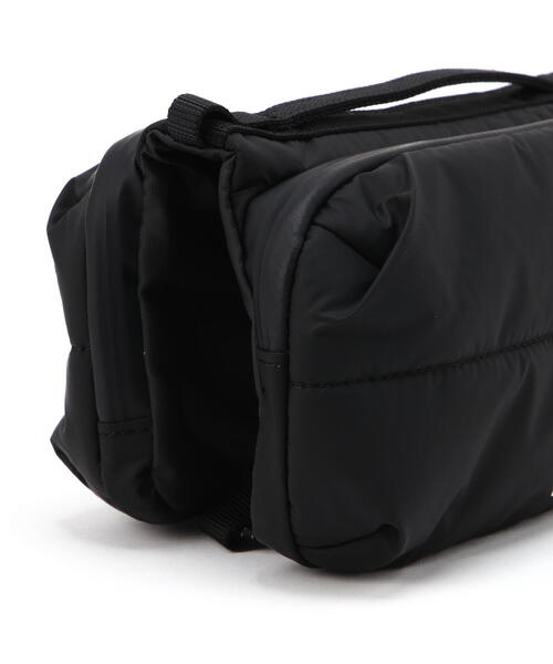 Topologie(トポロジー) ショルダーバッグ Bottle Sacoche Medium Topologie(トポロジー) ショルダーバッグ Bottle Sacoche Medium