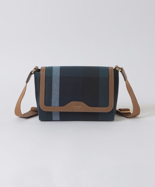 BLUE LABEL CRESTBRIDGE（ブルーレーベルクレストブリッジ