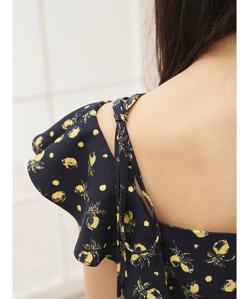 SNIDEL（スナイデル） ブラウス シャツ Sustainableフルーツプリント