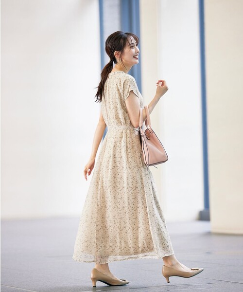 Tiaclasse ワンピース 「洗える」花柄シフォン衿ギャザーワンピース