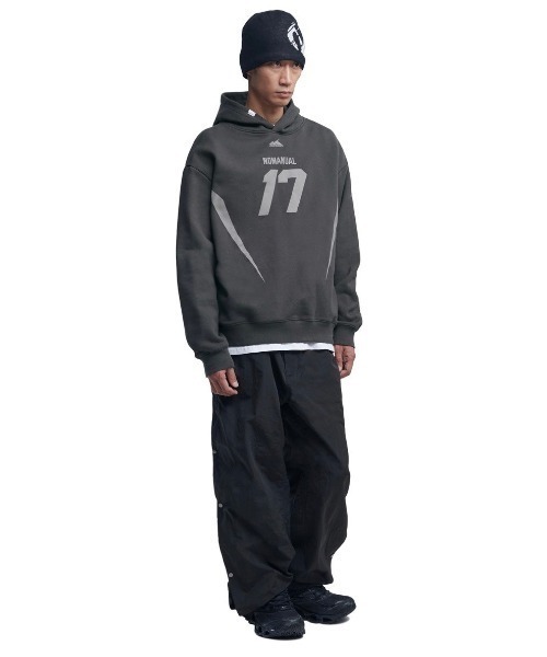 パーカー・フーディ NOMANUAL 17 FOOTBALL HOODIE BLACK NM63HD18M1BK NOMANUAL パーカー 「NOMANUAL」17 FOOTBALL HOODIE メンズ