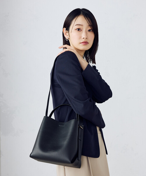 MONO COMME CA（モノコムサ） ショルダーバッグ バッグ 2wayワン 