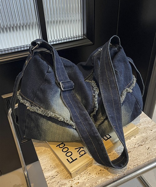 BENDER TOKYO ショルダーバッグ バッグ フリンジ加工 デニム バレル