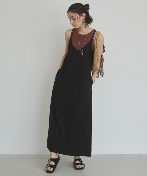 HYEON ブラックキャミワンピース HYEON (ヘヨン) official online store
