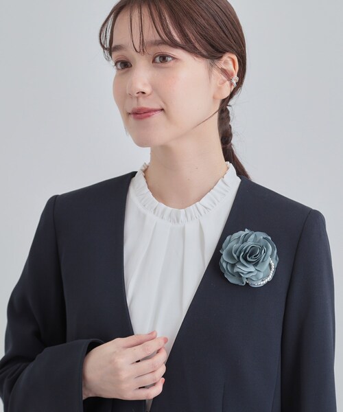 SHOO・LA・RUE（シューラルー） ブローチ 「セレモニー」サテン