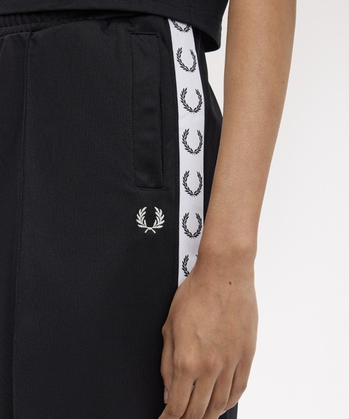 パンツ Taped Track Shorts／テープトラックショートパンツ レディースの画像