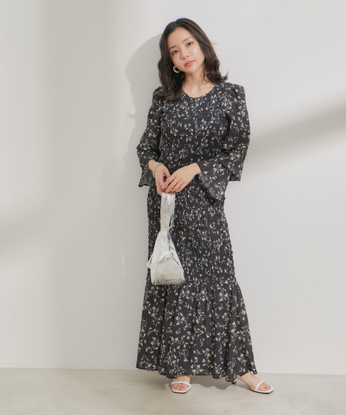 美品 UNGARO ウンガロ 長袖カットソー＆ロングスカートセット 美品 UNGARO ウンガロ 長袖カットソー＆ロングスカートセット