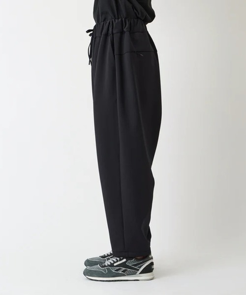 WHITE MOUNTAINEERING（ホワイトマウンテニアリング） パンツ 「WHITE