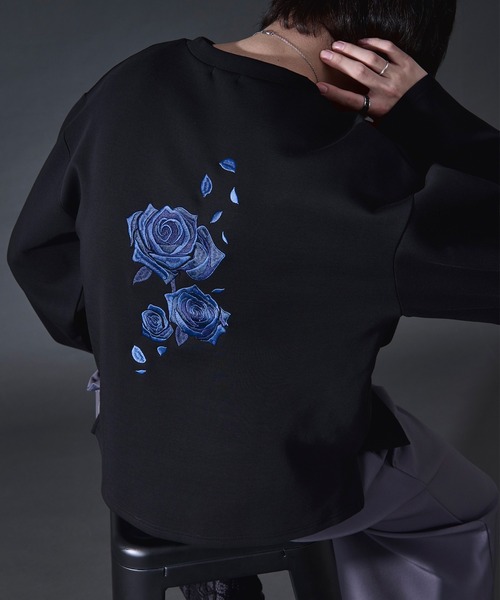Ellno Loset（エルノロゼット） tシャツ バックフラワー刺繍ポンチロン