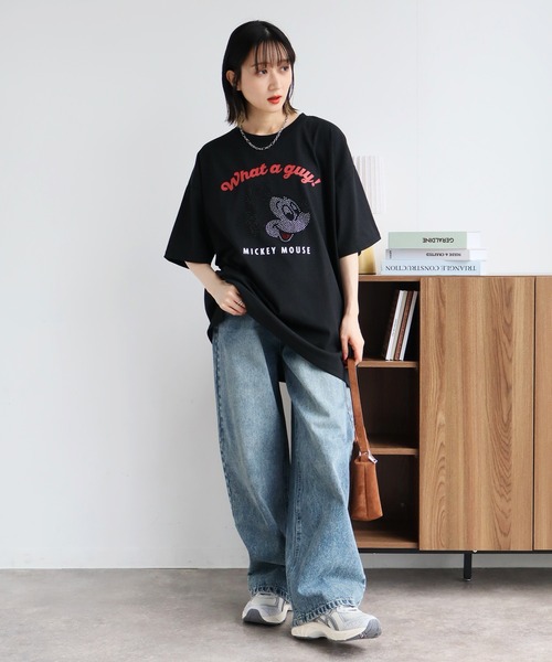 Disney（ディズニー） tシャツ 半袖 アートワークデザイン ライン