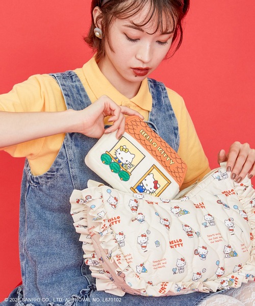 平成レトロ　Sanrio Hello Kitty お家型ポーチ sanrio（サンリオ） ポーチ ハローキティ/ハウスポーチ レディース