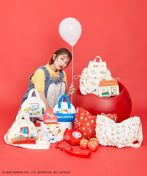 平成レトロ　Sanrio Hello Kitty お家型ポーチ 平成レトロ Sanrio Hello Kitty お家型ポーチ 平成レトロ Sanrio Hello