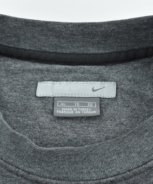 NIKE（ナイキ） トレーナー スウェット 「USED」Y2K NIKE small swoosh