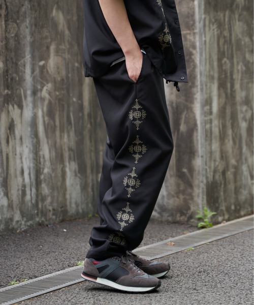 NO NEED（ノーニード） パンツ トロピカルキューバ刺繍 イージーパンツ