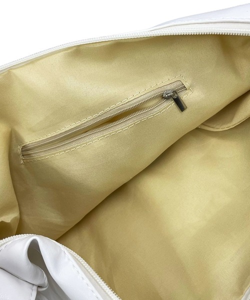 コメントいただいたギャリバン様にのみ発送します DAY CLOSET ショルダーバッグ バッグ 肩掛けできる2WAYギャザー