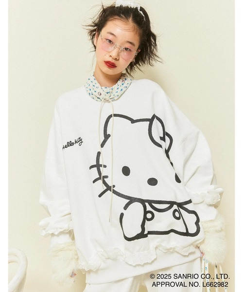 HELLO KITTY スウェットセット ベージュ　大きいサイズ　新品未使用 sanrio（サンリオ） トレーナー スウェット 「HELLO KITTY × forksy