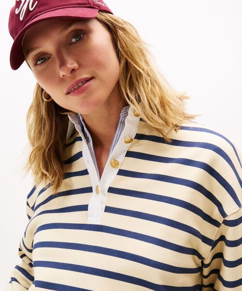 TOMMY HILFIGER（トミー・ヒルフィガー） トレーナー スウェット