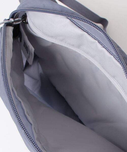 ARC'TERYX ショルダーバッグ 水色 ARC'TERYX（アークテリクス） ワンポイントショルダーバッグ - ブルー