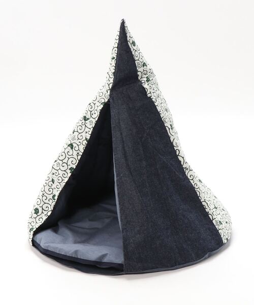 【 nyan de bal / ニャンデバル 】【 Jumou / ジュモウ 】 羽毛のキャットテント ねこ ネコ 猫 にゃんこ cat tent F de nyan bal ニャンデバル Jumou ジュモウ 羽毛のキャットテント ねこ ネコ にゃんこ cat tent salle