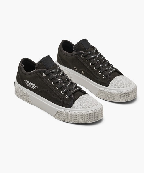 新品未使用MARC JACOBS マークジェイコブス スニーカーサイズ38 MARC JACOBS（マーク・ジェイコブス） スニーカー THE CANVAS SNEAKER