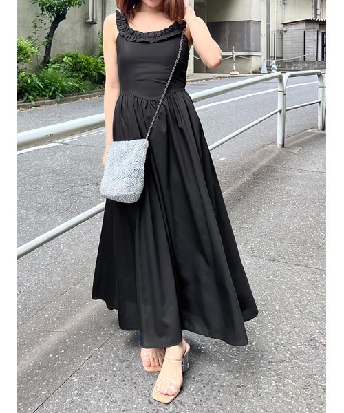 SNIDEL バックデザインIラインワンピース SNIDEL（スナイデル）の「バックデザインIラインワンピース