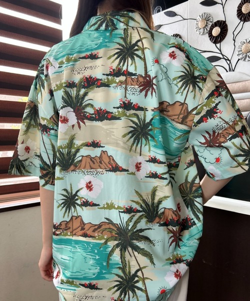 【希少の海外輸入品】77circaのアロハ　ブラウス 古着の再構築”と“モダンロマンス”が融合した、全6型の〈77circa × Ray
