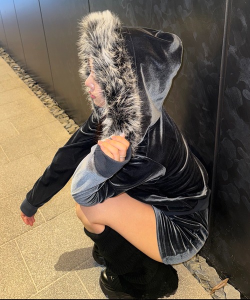 SPIRALGIRL（スパイラルガール） パーカー ベロアファーフーディー