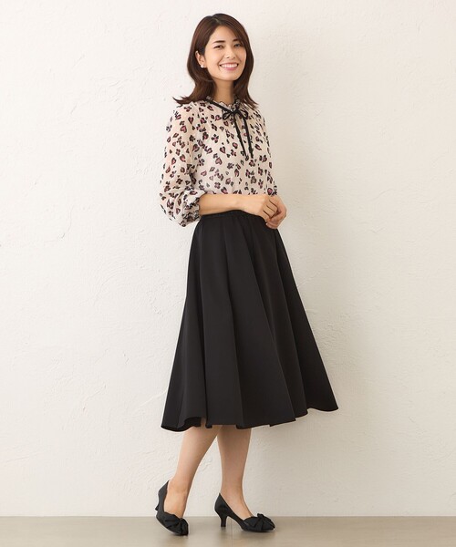 TO BE CHIC  半袖おリボン Ⅱ TO BE CHIC（トゥー ビー シック） ブラウス シャツ アニマルフラワー