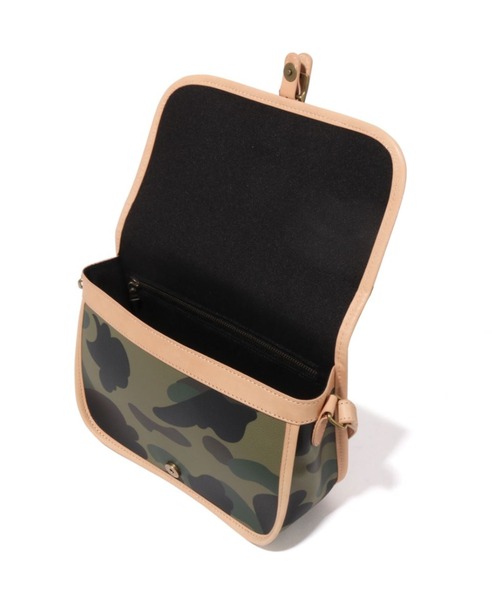 A BATHING APE（アベイシングエイプ） ショルダーバッグ 1ST CAMO