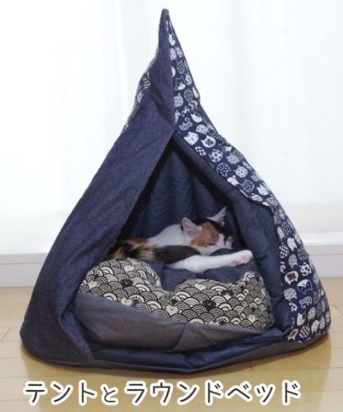 【 nyan de bal / ニャンデバル 】【 Jumou / ジュモウ 】 羽毛のキャットテント ねこ ネコ 猫 にゃんこ cat tent F de nyan bal ニャンデバル Jumou ジュモウ 羽毛のキャットテント ねこ ネコ にゃんこ cat tent salle