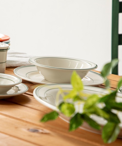 MILLION CARATS（ミリオンカラッツ） 食器 アメリカの食器ブランド