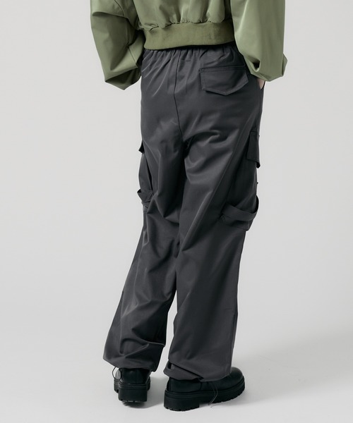 グレー カーゴパンツ ドローコード付き-よページ Chick ワイドパンツ カーゴパンツ Cargo pants / ドローコード付き
