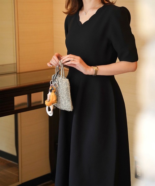 【PauleKa】超美品★ポールカ スカラップ半袖ニットワンピース(黒) PauleKa】超美品☆ポールカ コットンステッチ半袖ワンピース(黒