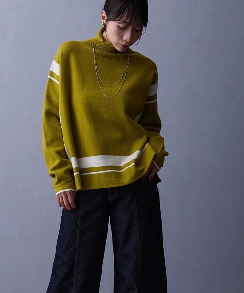 NICOLE white（ニコルホワイト） ニット セーター ネックレス付き