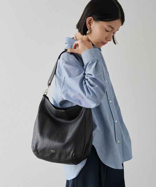 russet（ラシット） ショルダーバッグ FREE ブラック レディース