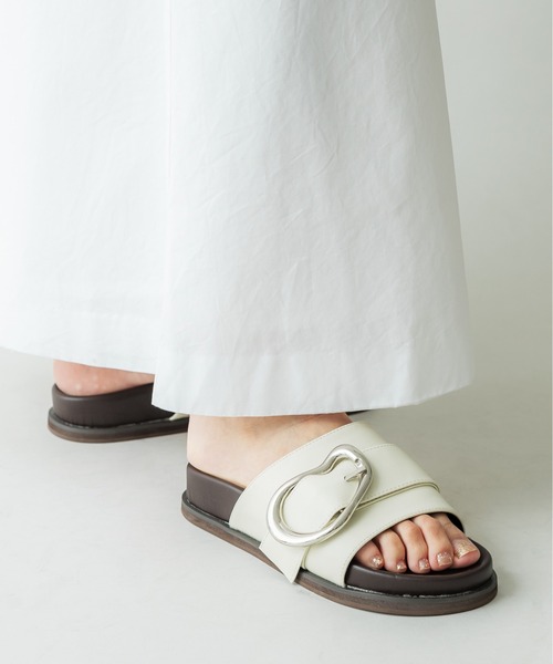 「LE VERNIS」 フラットサンダル 24cm ブラック レディース_画像4
