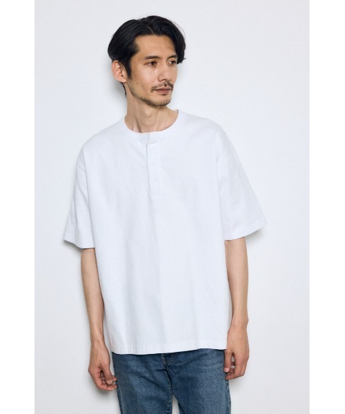 AZUL BY MOUSSY（アズールバイマウジー） ヘンリーネック tシャツ