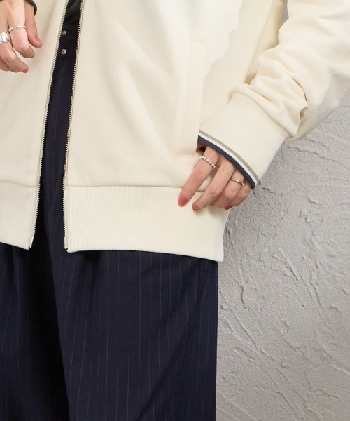 FRED PERRY（フレッドペリー） トレーナー スウェット ジップスルー