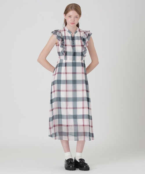 BLUE LABEL CRESTBRIDGE（ブルーレーベルクレストブリッジ